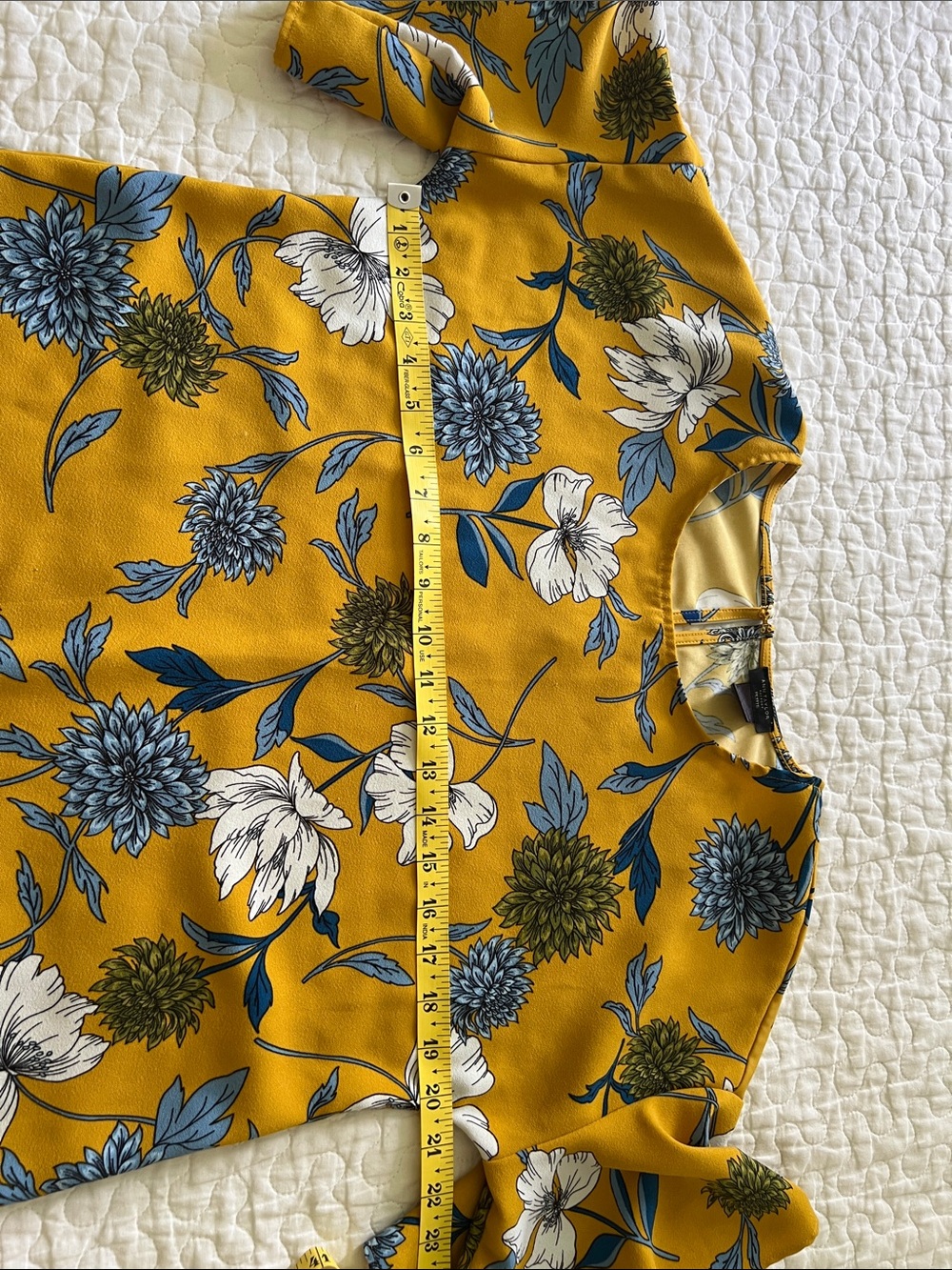 🌻Women’s Floral Print Blouse in Mustard Yellow - Picture 9 of 10